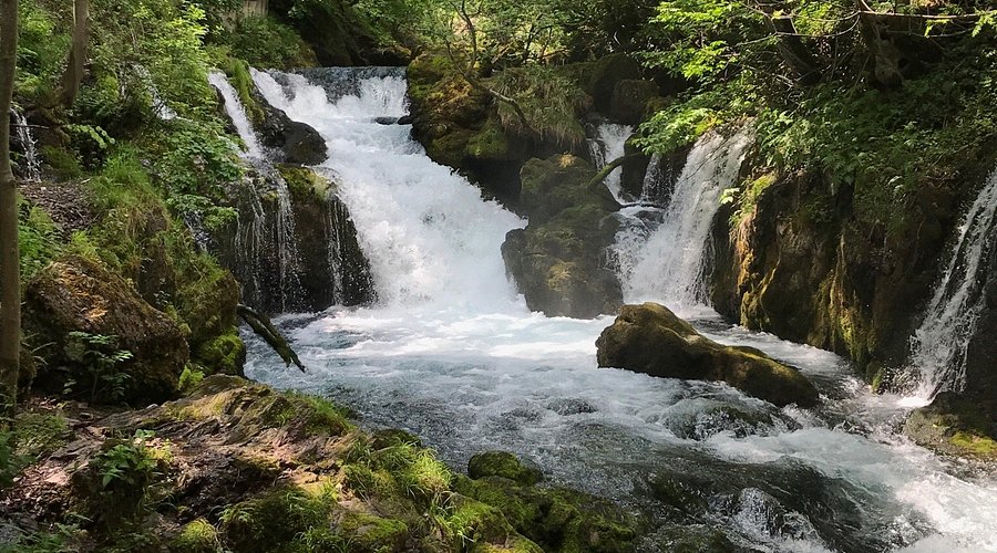 White Drin Waterfall (Ujëvara e Drinit të Bardhë)